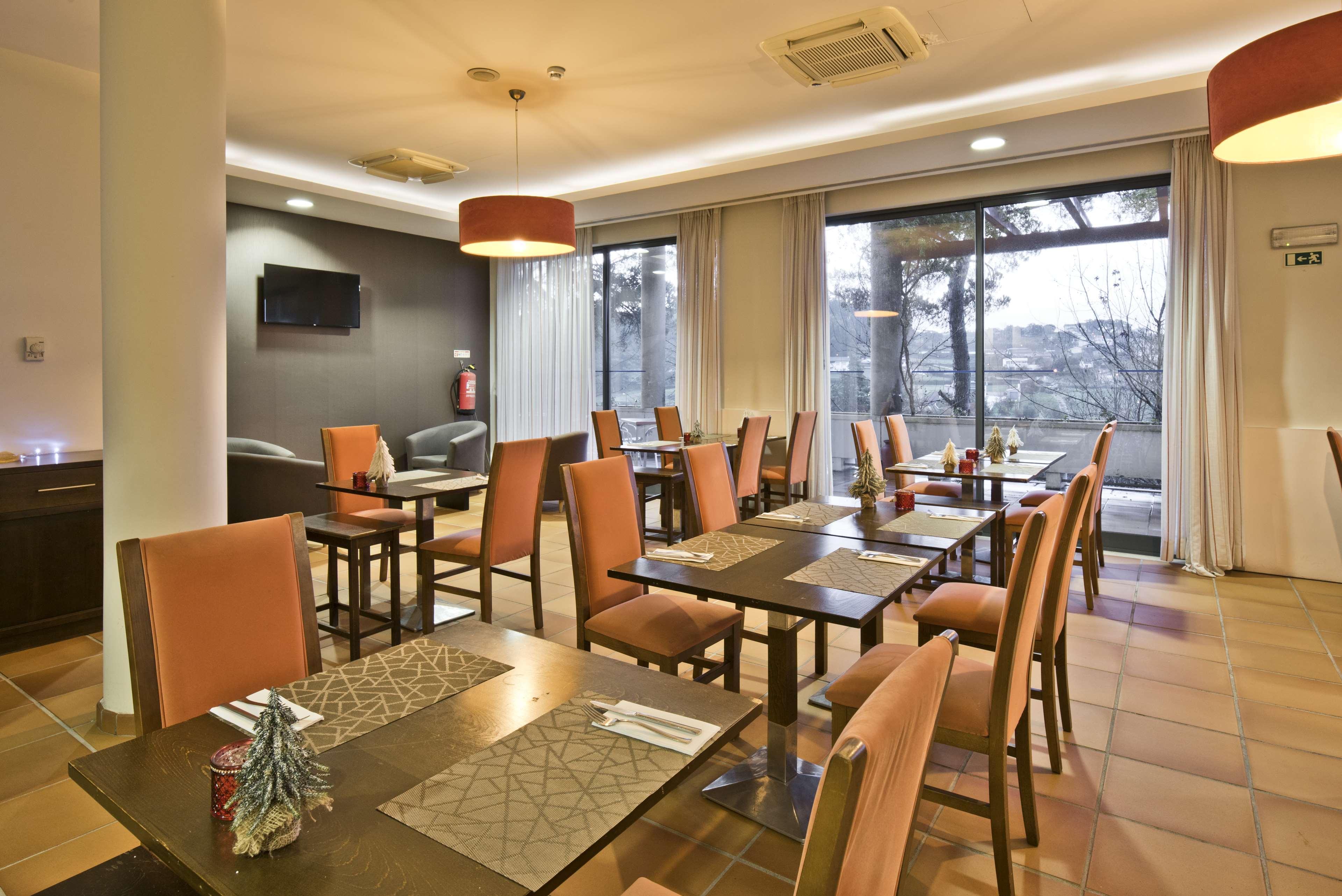 Lam Hotel Estarreja Bagian luar foto