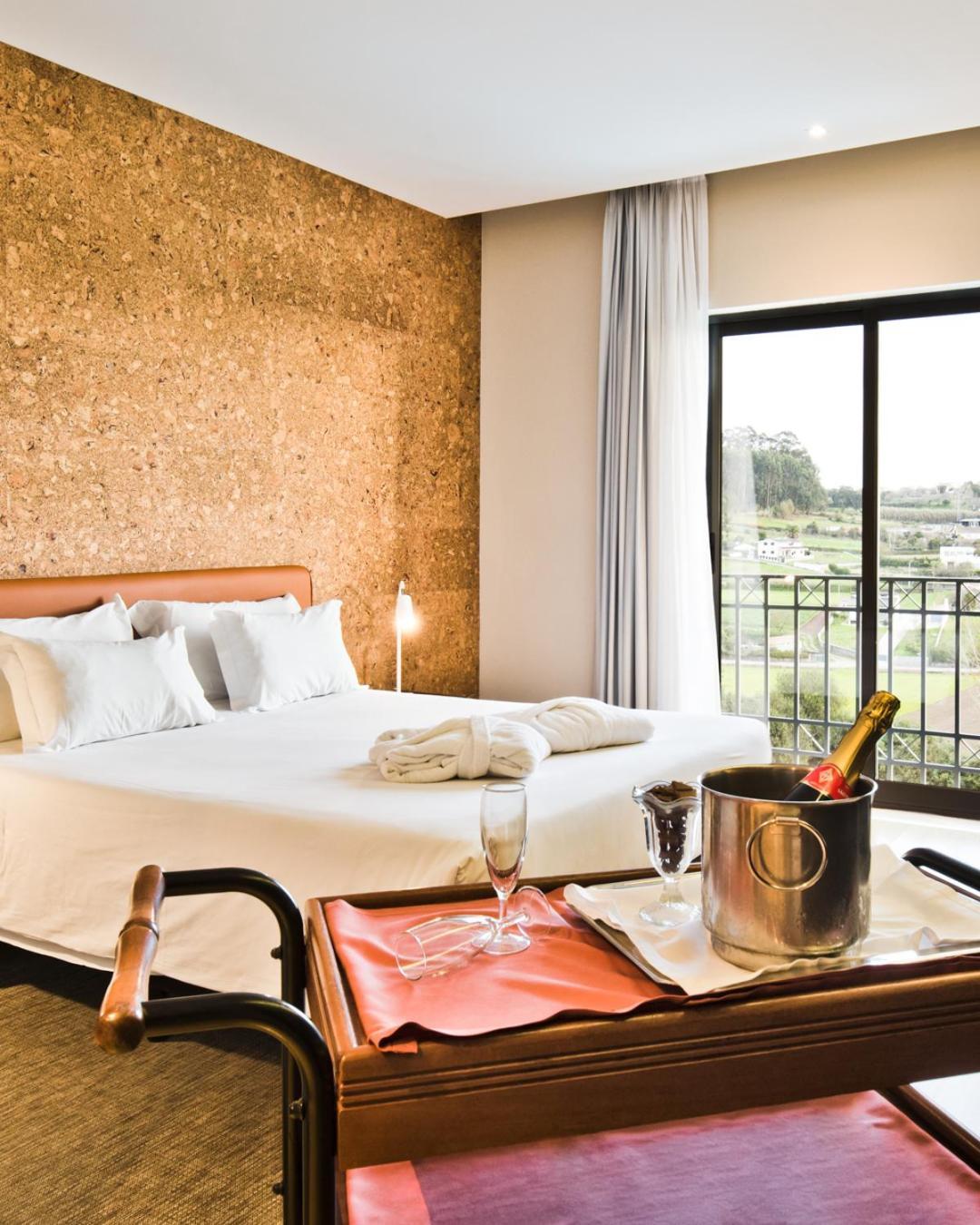 Lam Hotel Estarreja Bagian luar foto