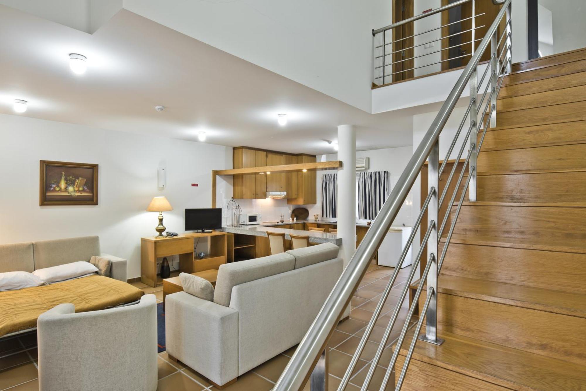 Lam Hotel Estarreja Bagian luar foto